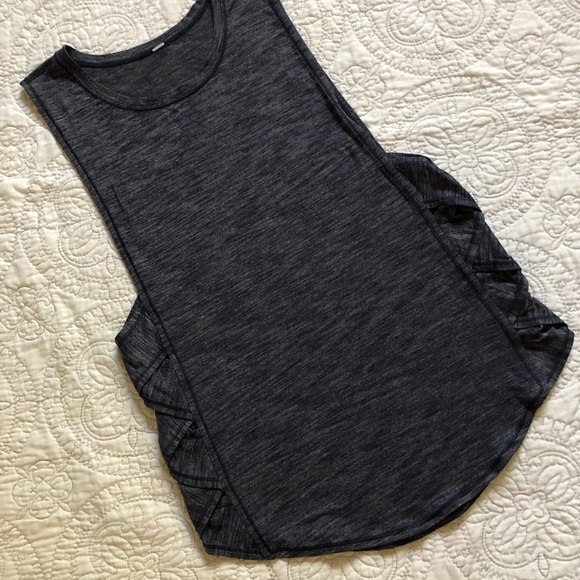 Lululemon Var-City Muscle Tank - Picture 3 of 5